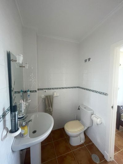 Image No.15-3 Bed Property for sale