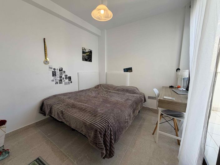 Image No.20-3 Bed Property for sale