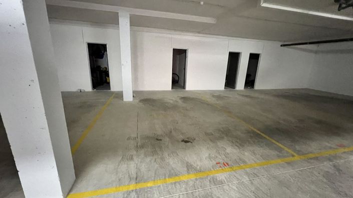 Image No.42-3 Bed Property for sale