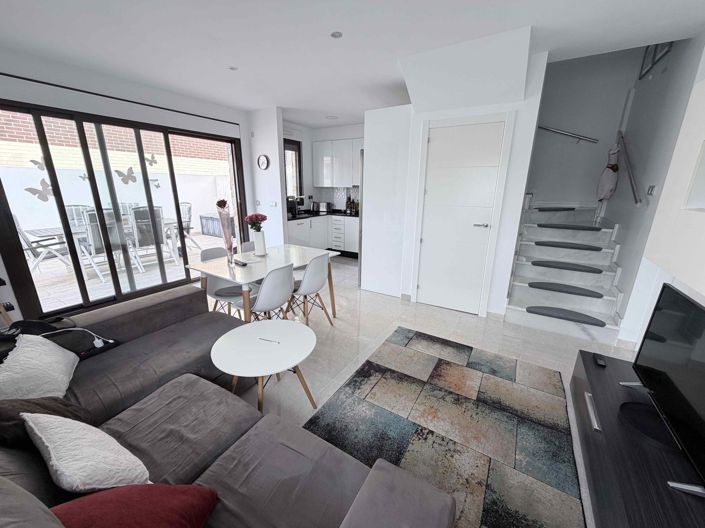 Image No.7-3 Bed Property for sale