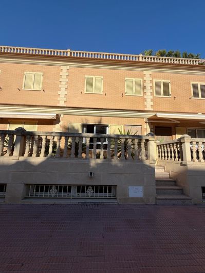 Image No.2-3 Bed Property for sale