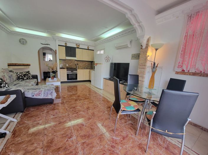 Image No.4-2 Bed Property for sale