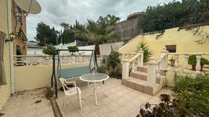 Image No.19-2 Bed Property for sale