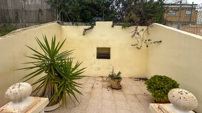 Image No.22-2 Bed Property for sale