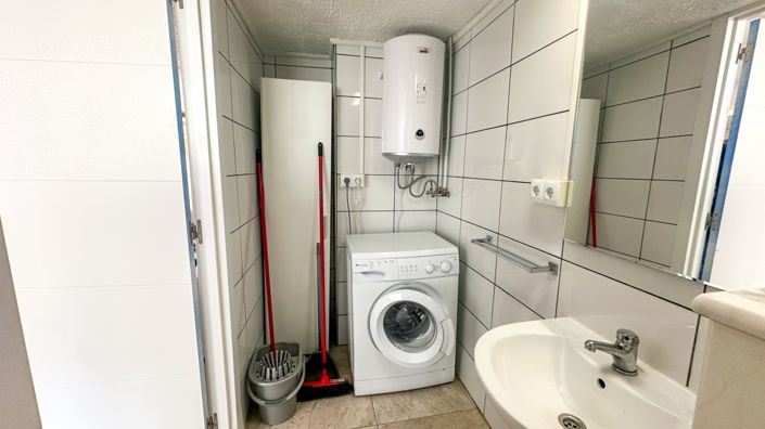 Image No.30-2 Bed Property for sale