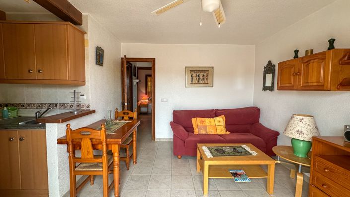 Image No.4-2 Bed Property for sale