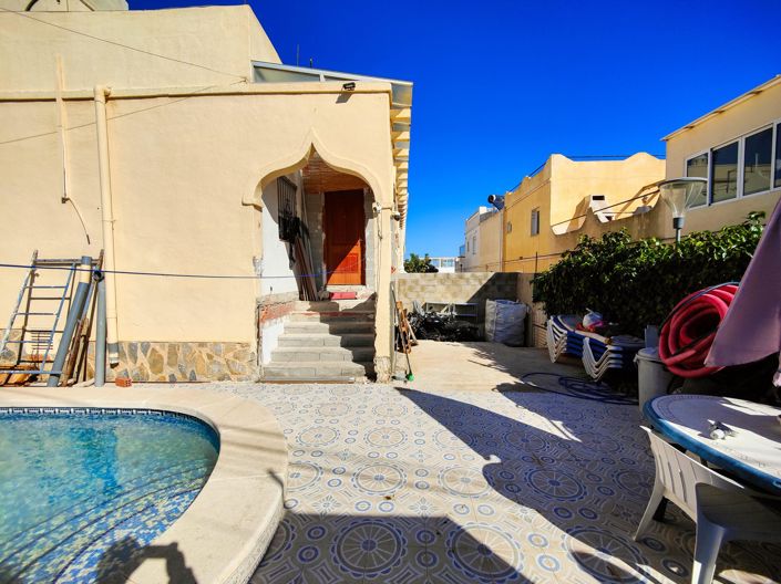 Image No.2-Propriété de 4 chambres à vendre à San Miguel de Salinas