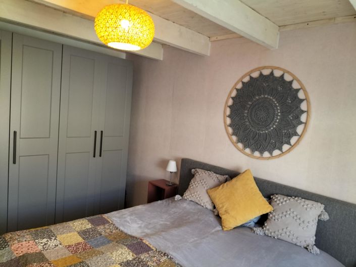 Image No.23-3 Bed Property for sale