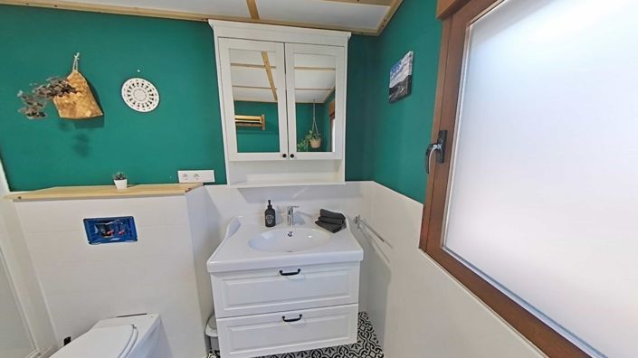 Image No.31-3 Bed Property for sale