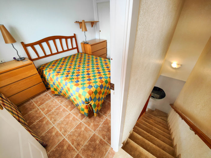 Image No.27-3 Bed Property for sale