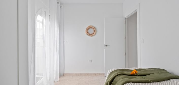 Image No.29-2 Bed Property for sale