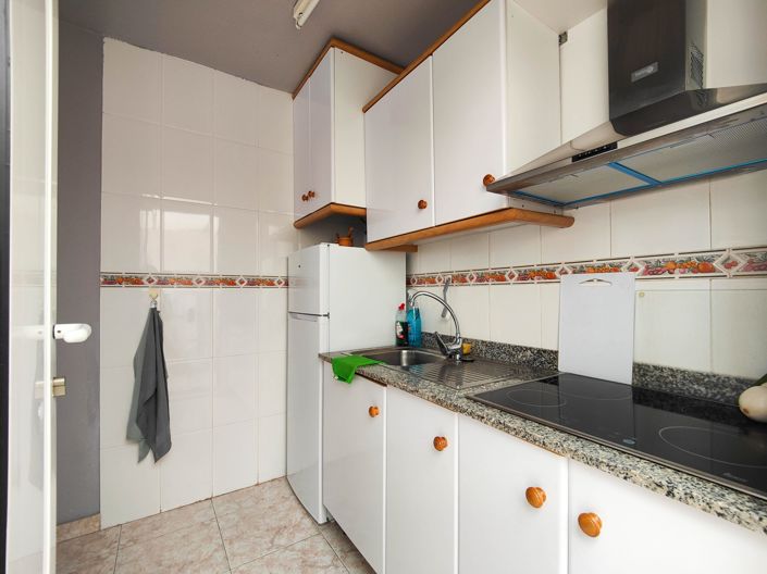 Image No.22-3 Bed Property for sale