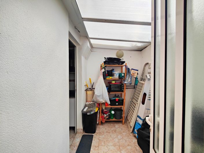 Image No.24-3 Bed Property for sale