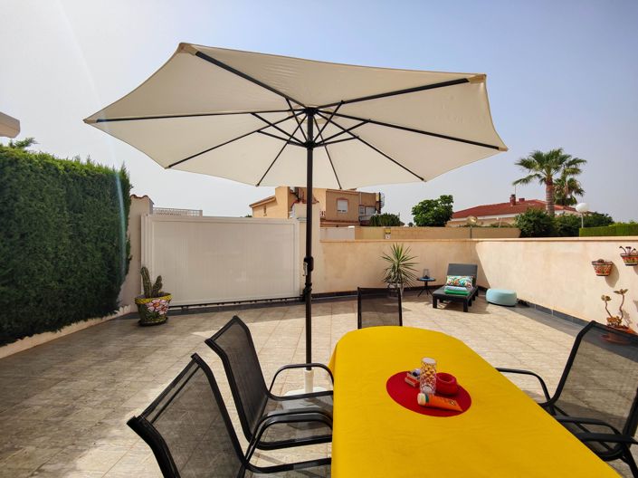 Image No.6-3 Bed Property for sale