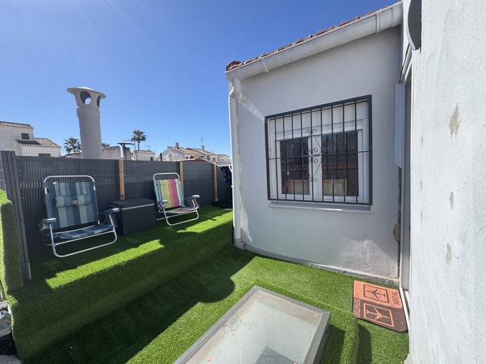 Image No.17-4 Bed Property for sale