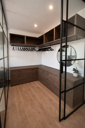 Image No.15-3 Bed Property for sale