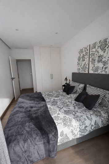 Image No.23-3 Bed Property for sale