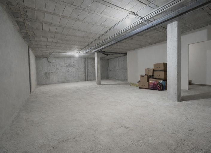 Image No.32-3 Bed Property for sale