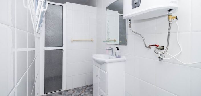 Image No.12-3 Bed Property for sale