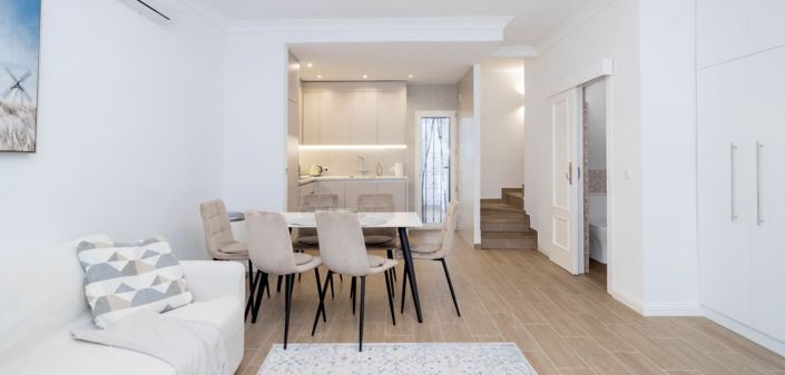 Image No.3-3 Bed Property for sale