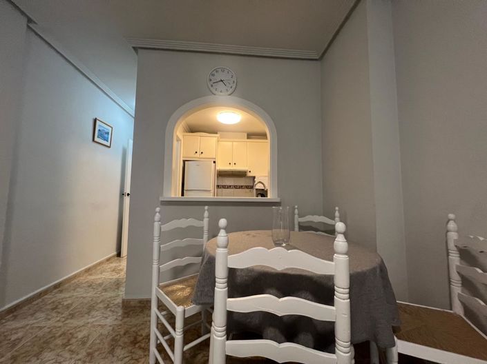 Image No.8-Appartement de 2 chambres à vendre à Torrevieja