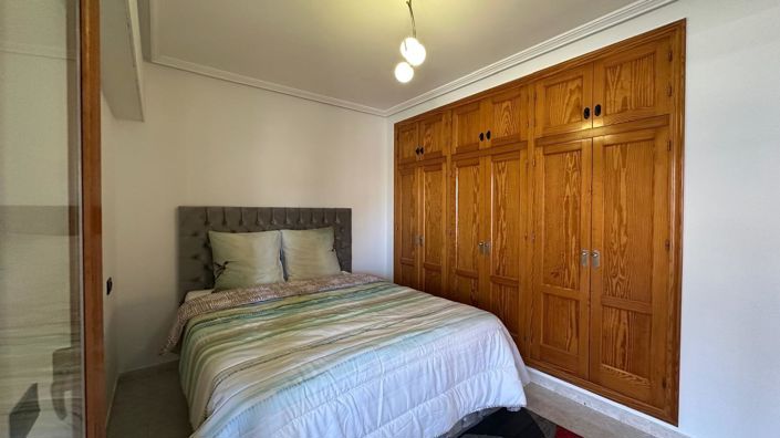 Image No.25-2 Bed Apartment for sale