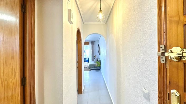 Image No.2-Appartement de 1 chambre à vendre à Torrevieja