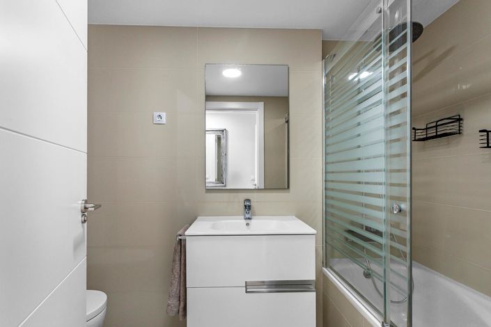 Image No.45-3 Bed Apartment for sale