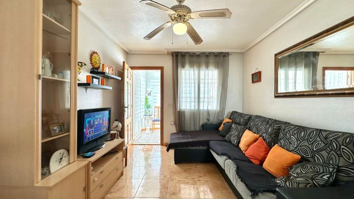 Image No.3-Appartement de 2 chambres à vendre à Torrevieja