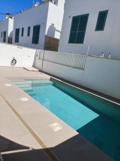 Image No.15-3 Bed Apartment for sale