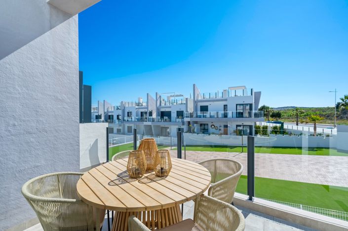 Image No.17-2 Bed Apartment for sale