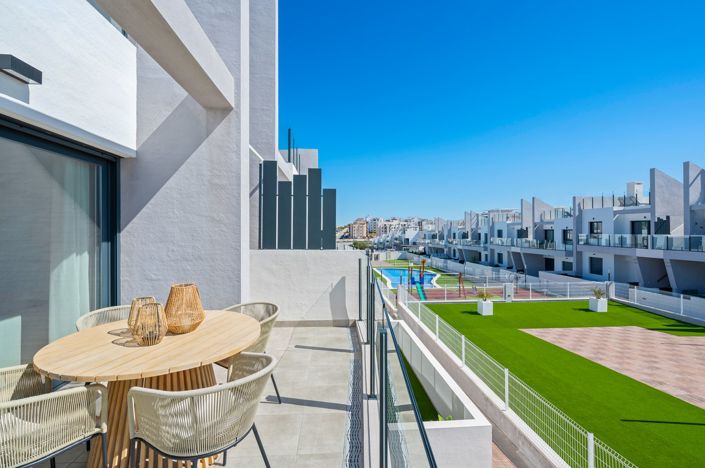 Image No.18-2 Bed Apartment for sale
