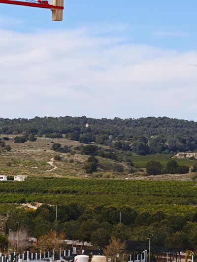 Image No.25-2 Bed Apartment for sale