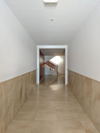 Image No.35-2 Bed Apartment for sale