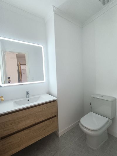 Image No.23-2 Bed Apartment for sale