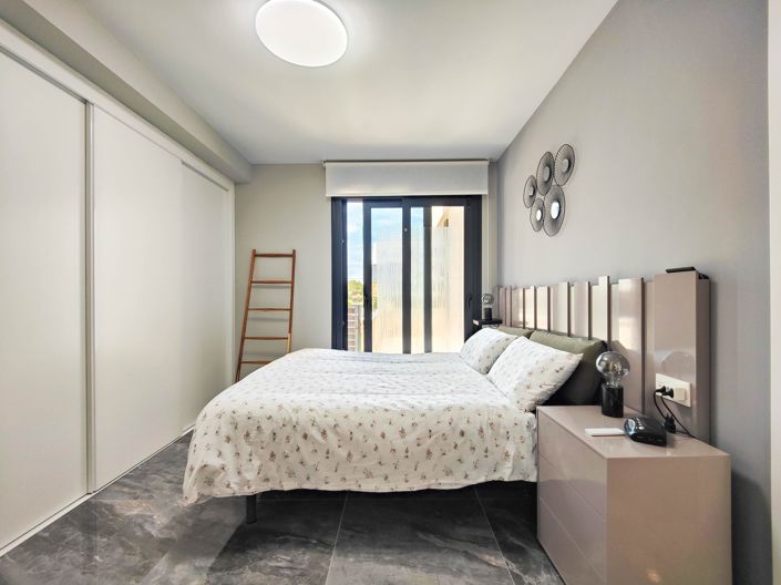 Image No.22-2 Bed Apartment for sale