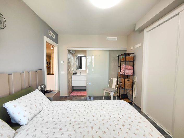 Image No.23-2 Bed Apartment for sale