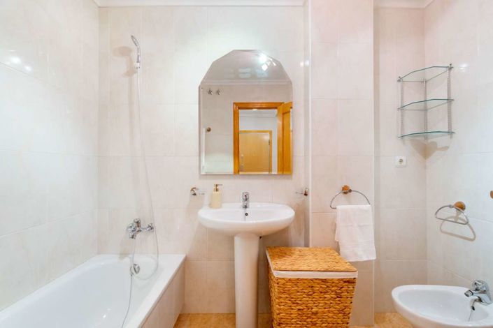 Image No.11-3 Bed Apartment for sale