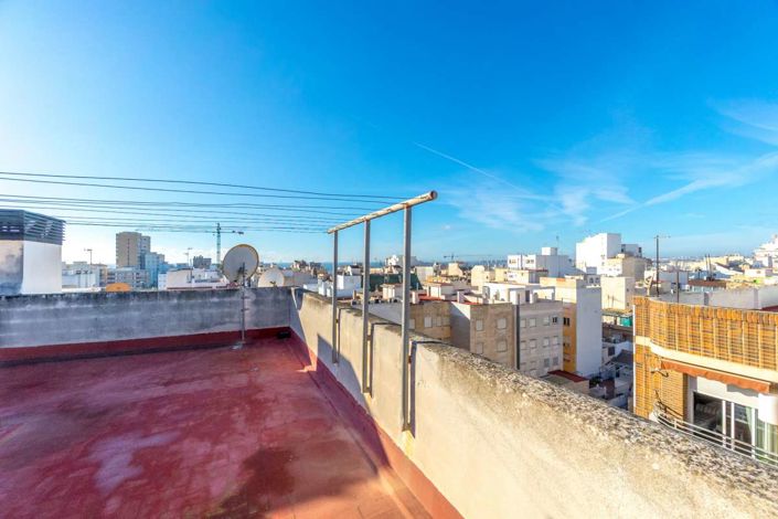 Image No.20-3 Bed Apartment for sale