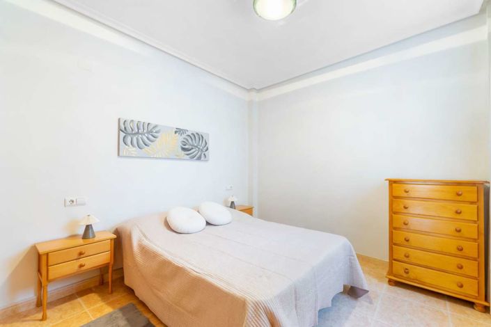 Image No.8-3 Bed Apartment for sale