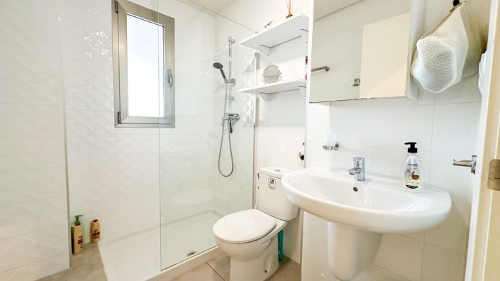 Image No.11-2 Bed Apartment for sale