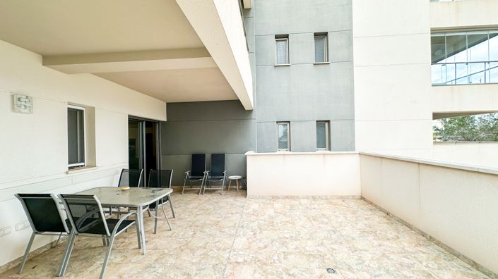 Image No.23-2 Bed Apartment for sale