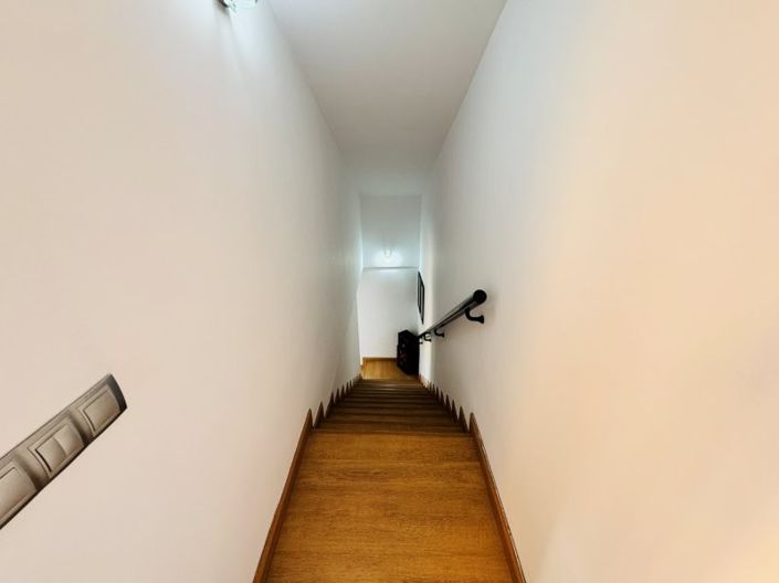 Image No.34-2 Bed Apartment for sale