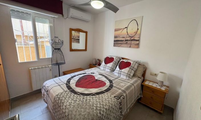 Image No.18-3 Bed Apartment for sale