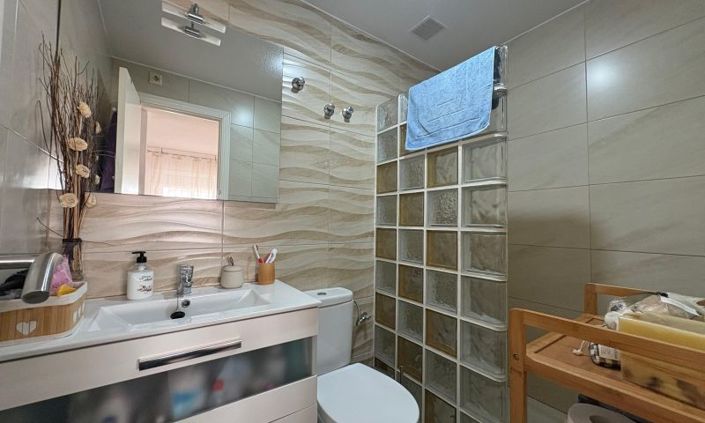 Image No.21-3 Bed Apartment for sale