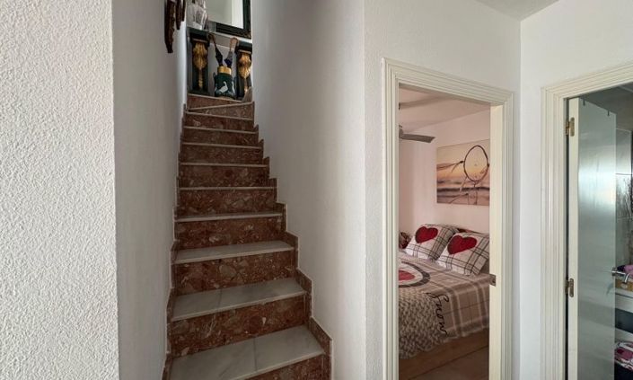 Image No.22-3 Bed Apartment for sale