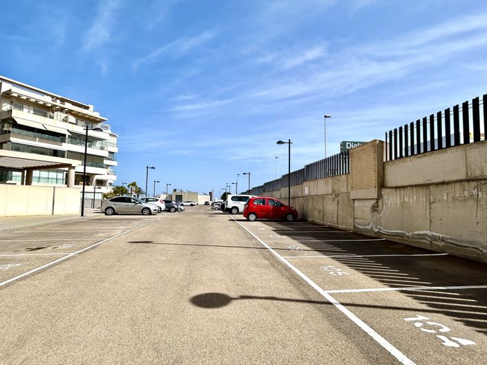 Image No.28-2 Bed Apartment for sale