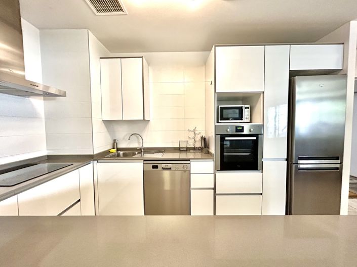 Image No.9-2 Bed Apartment for sale