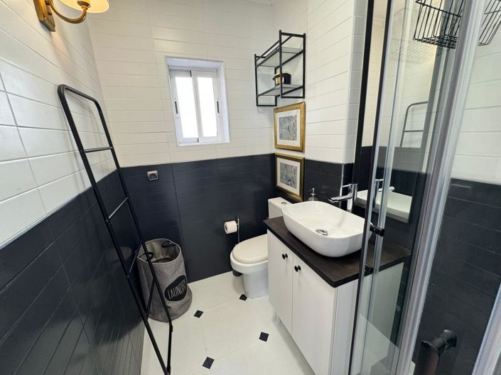 Image No.11-2 Bed Apartment for sale