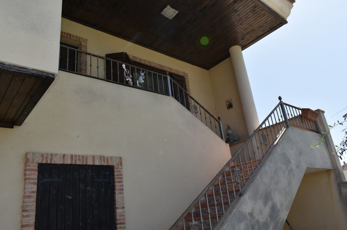 Image No.3-3 Bed Villa for sale